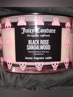 Juicy Couture Pink Skull Candle - Black Rose Sandalwood - 16.5oz
